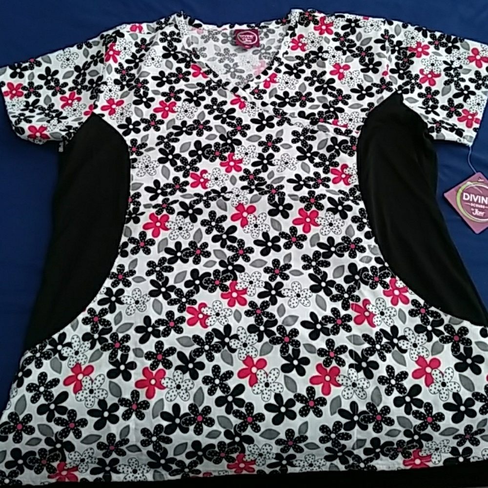 Scrub top